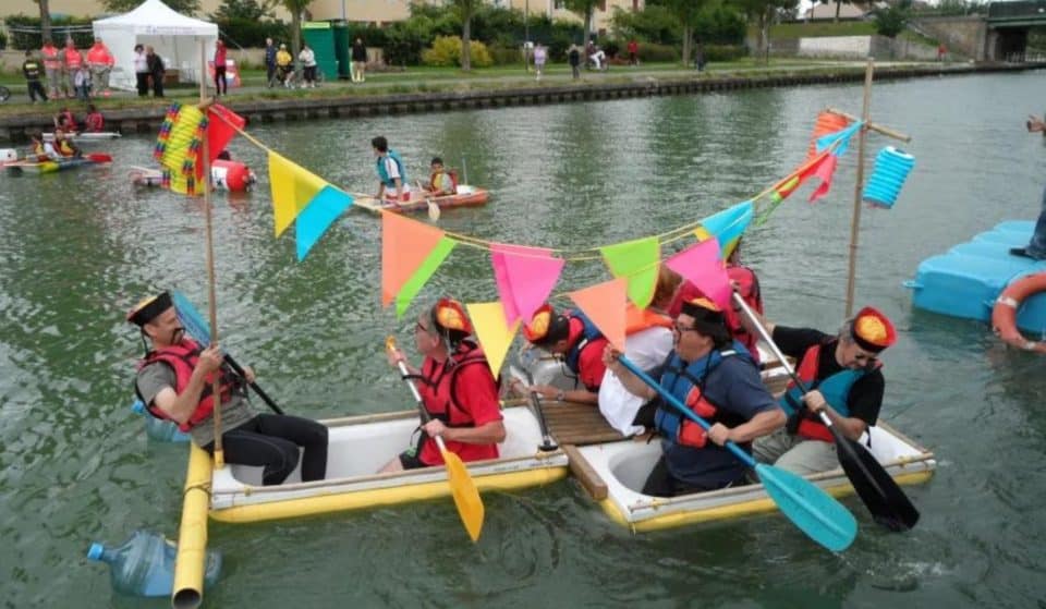 Cet été, l&rsquo;incroyable course de baignoires revient sur le canal de l&rsquo;Ourcq