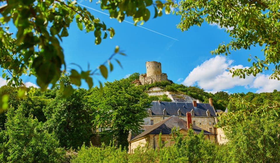 Ces deux villages médiévaux d’Île-de-France sont classés parmi les plus beaux de France !
