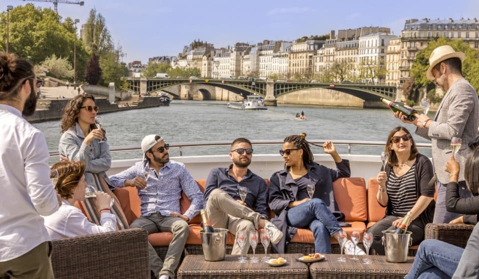Petit-déjeuner, champagne, pique-nique et dégustation de vin… Les croisières insolites de Ô Chateau !