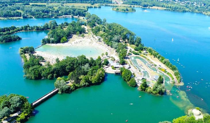 Cette plage de 5 000 mètres carrés de sable fin est l&rsquo;escapade parfaite pour l&rsquo;été (et elle se trouve à 45 min de Paris)