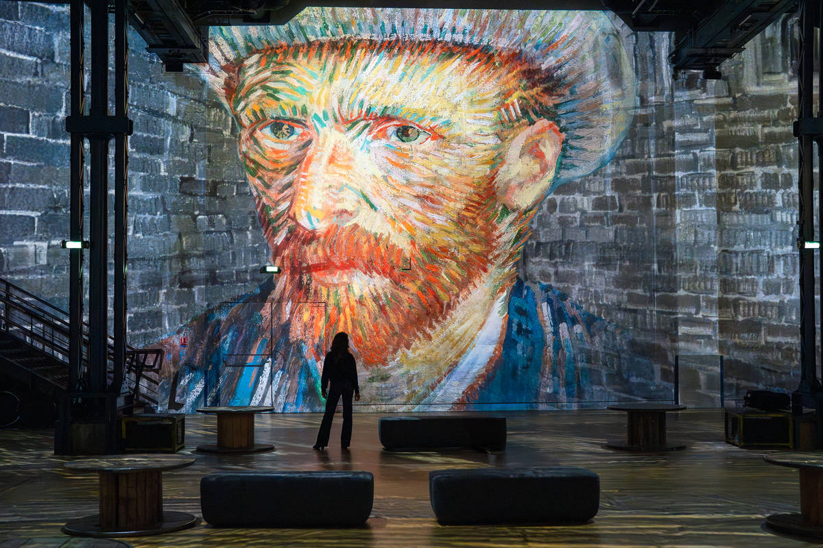 VAN GOGH