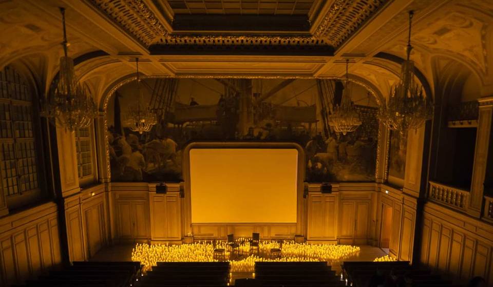 Bij het schijnsel van duizenden kaarsen: ontdek waarom de Candlelight-concerten in Parijs zoveel vijfsterrenrecensies krijgen