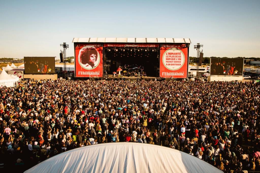 foule lors de la fête de l'humanité