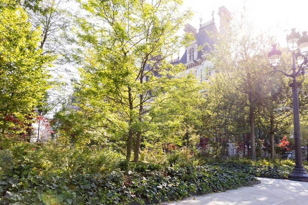 nouveau parvis mairie Paris