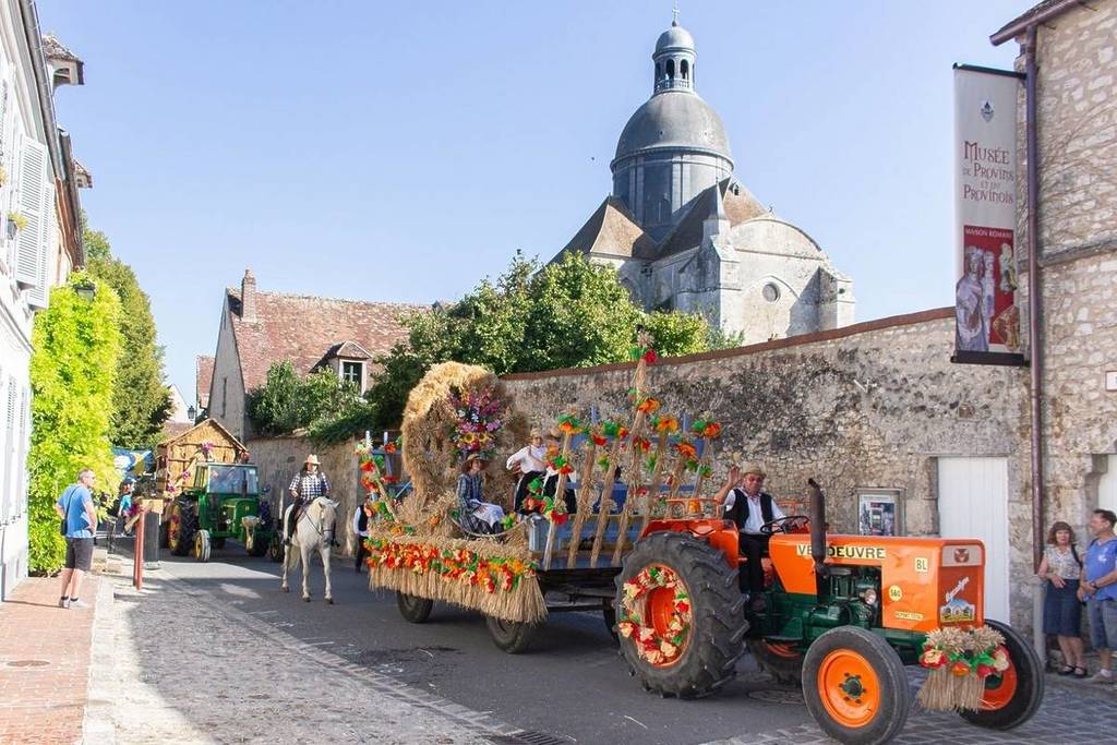 festival del raccolto di provins