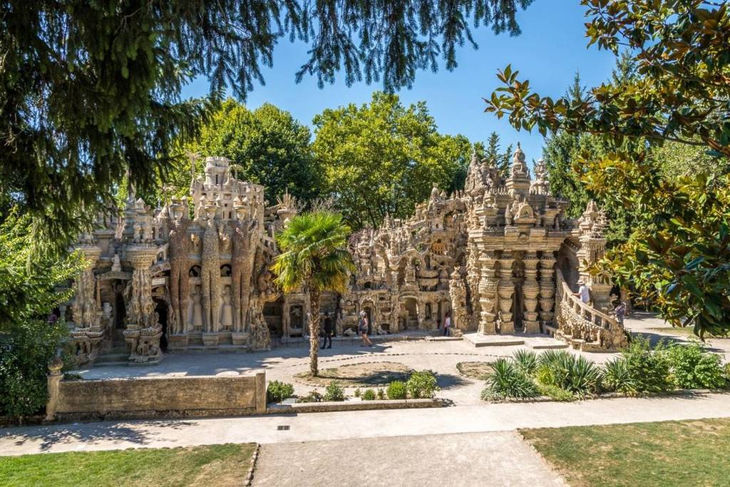 palais idéal do facteur cheval