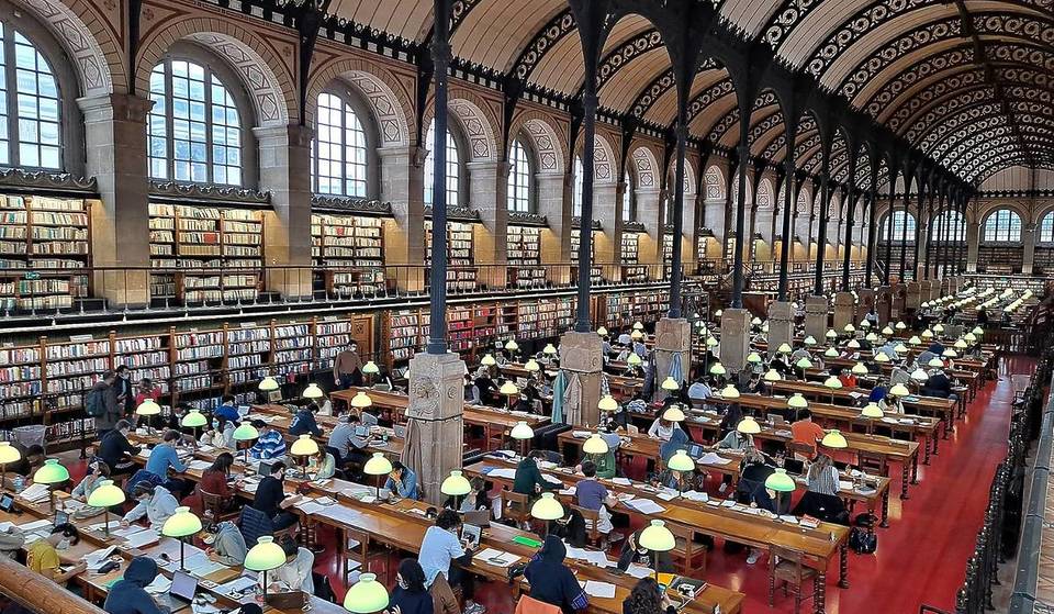 In Paris, this breathtaking free library, listed as a historic monument, reopens in August &#8211; a rare opportunity to visit this hidden gem!