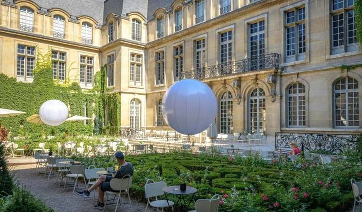Juego inmersivo, bar de purpurina, visitas insólitas y sesiones de DJ en los jardines: el Museo Carnavalet celebra sus 160 años con una gran noche 100 % gratuita en octubre