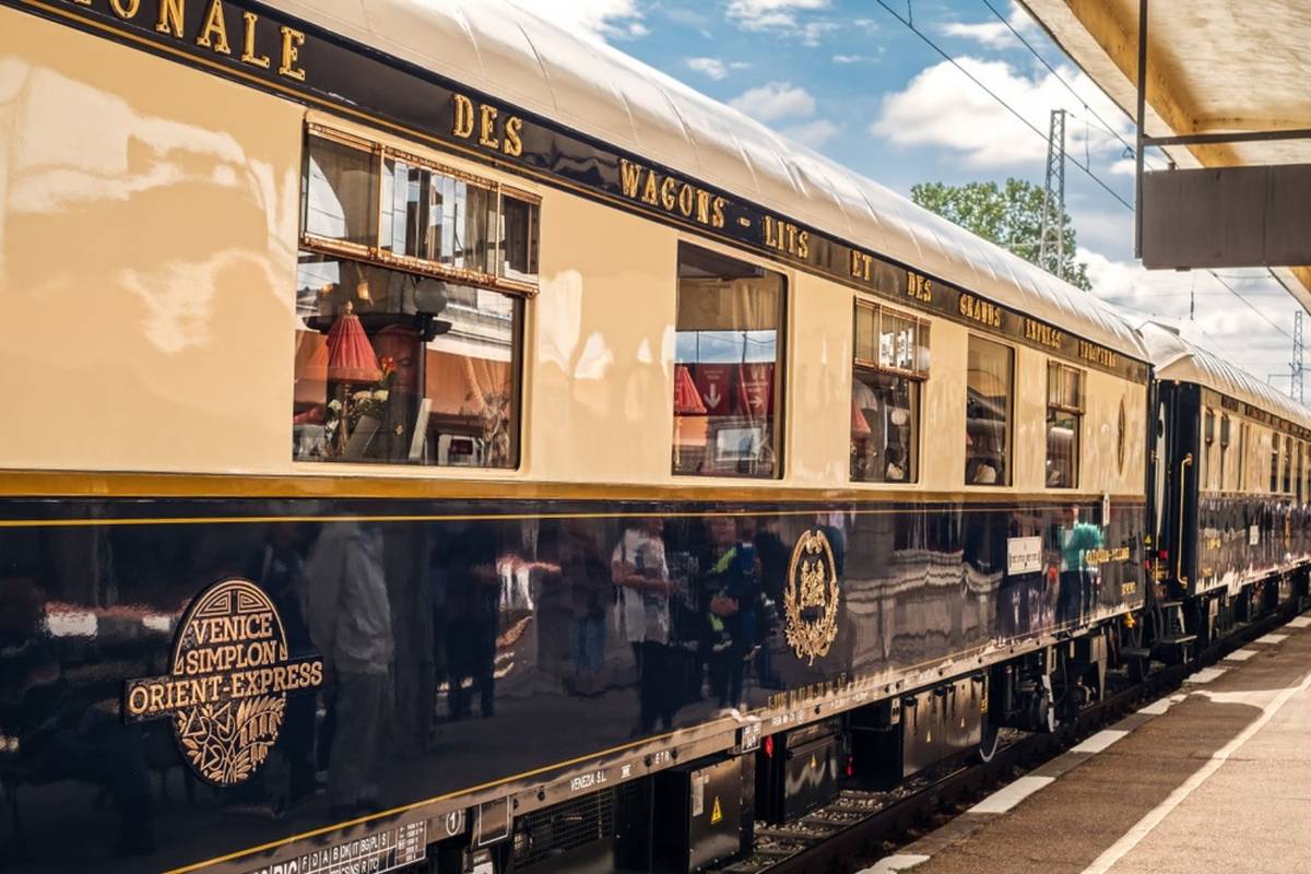 A historic Orient Express train will be on display at the Gare d