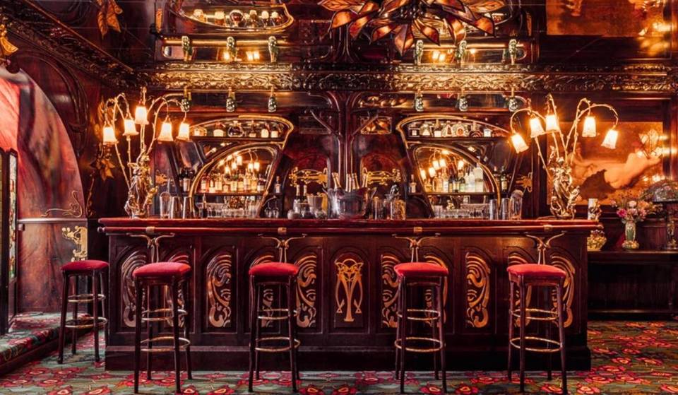 Dit art-nouveaujuweel uit 1893 in Parijs is een van de mooiste restaurants ter wereld &#8211; Al meer dan een eeuw een feestelijk mekka