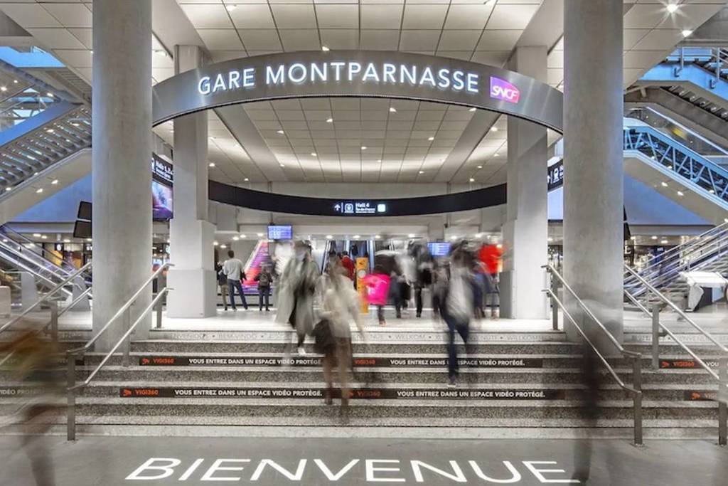 Het station Montparnasse is zojuist uitgeroepen tot &#8220;beste station van Frankrijk&#8221; in deze Europese ranglijst &#8211; en de reden zal velen verbazen!