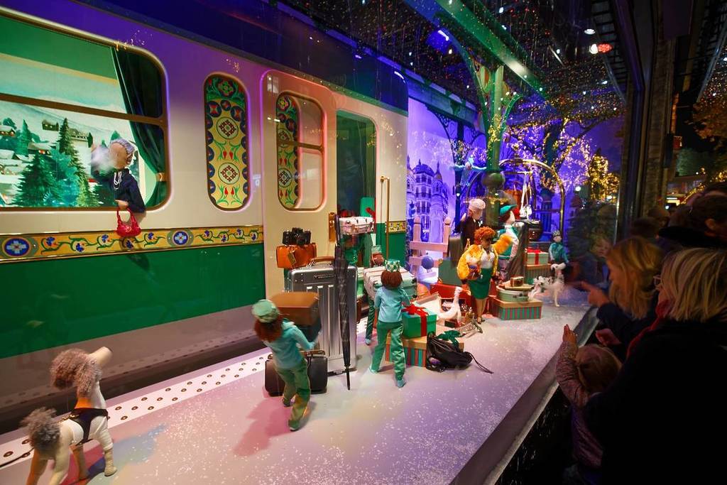 Vitrines printemps noël