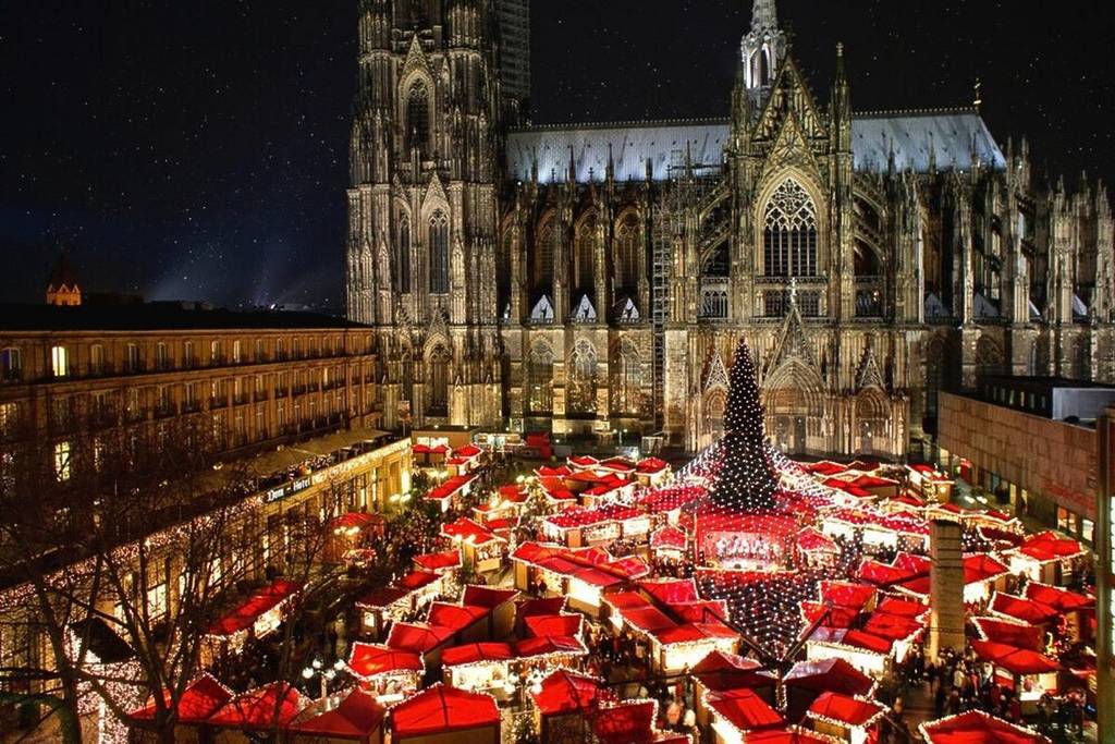 cathedral christmas market