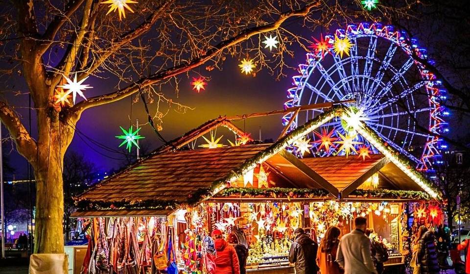 300 chalets and a medieval decor: this historic Christmas market, 1h15 from Paris, has been around for over three centuries and is still the stuff of dreams!