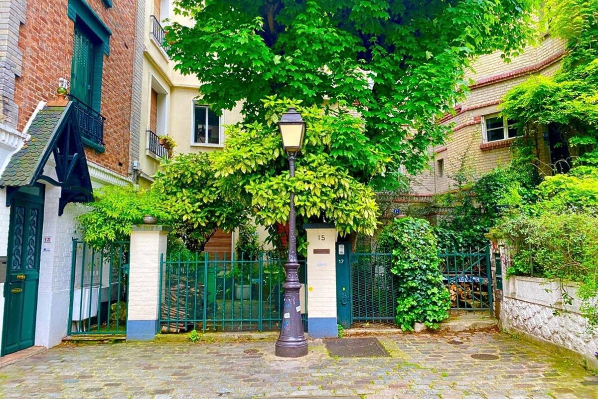 ruelle montmartre