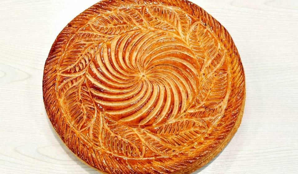 Diese Galette des rois gehört zu den besten Frankreichs und steht denen in renommierten Palästen in nichts nach… und sie versteckt sich in der Region Île-de-France!