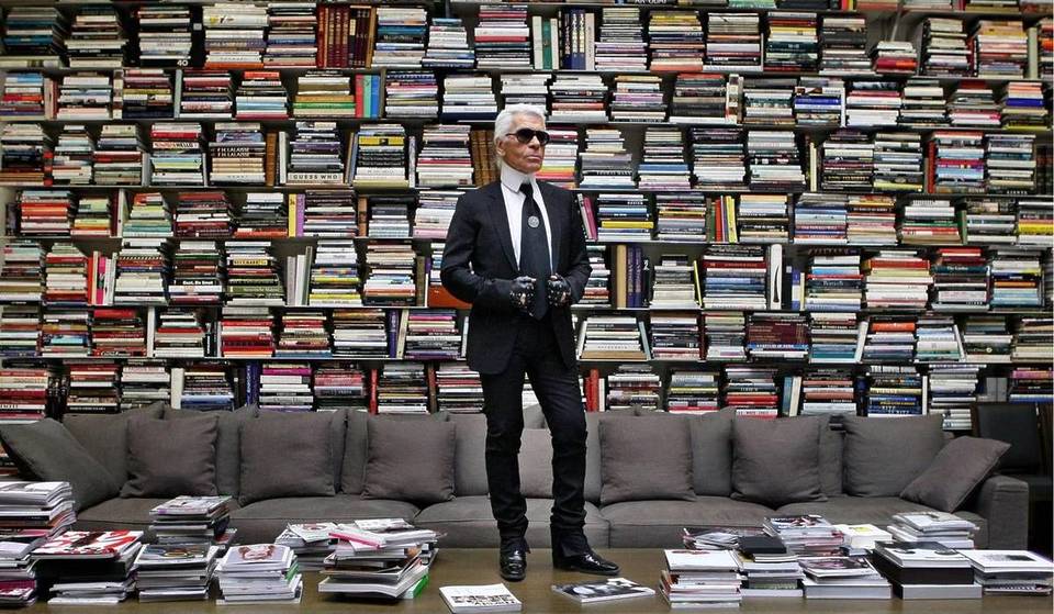 Few people know it, but this ultra-design Parisian bookshop, founded by Karl Lagerfeld in his former photography studio, is a paradise for art lovers.