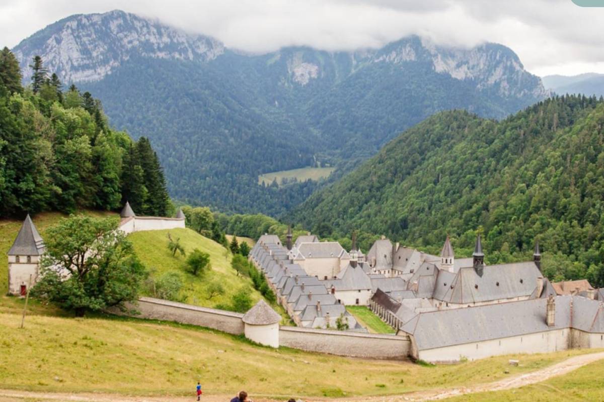 monastère montagne