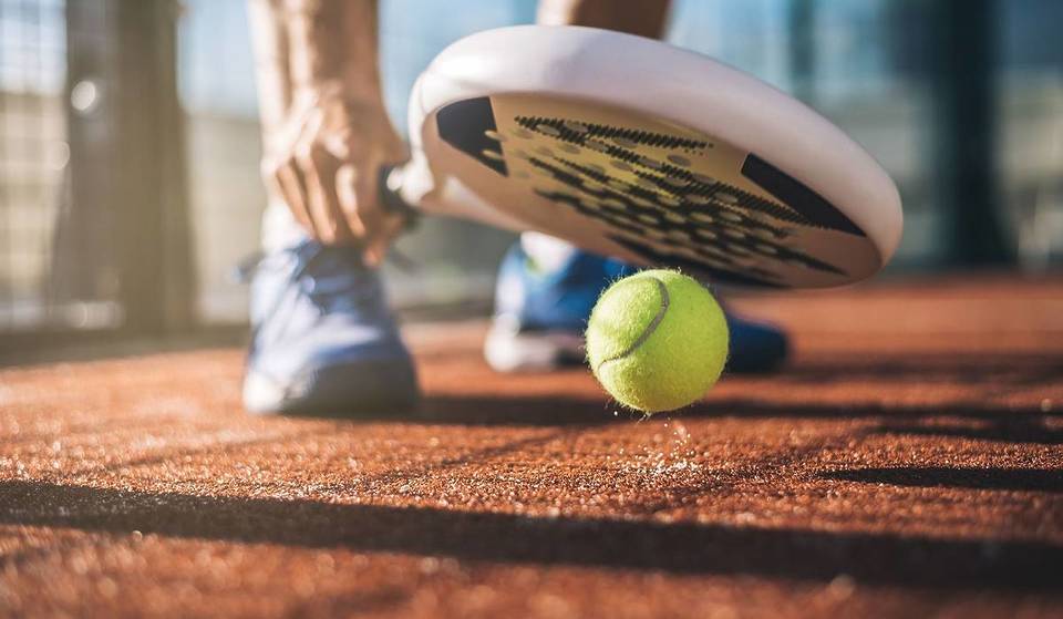 This national amateur padel tournament is coming to Paris and everyone can take part—with a sunny final awaiting the 512 best players among you.