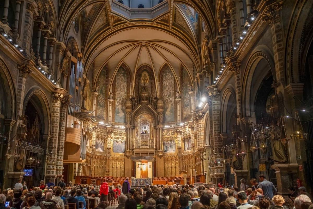 monastère montagnes