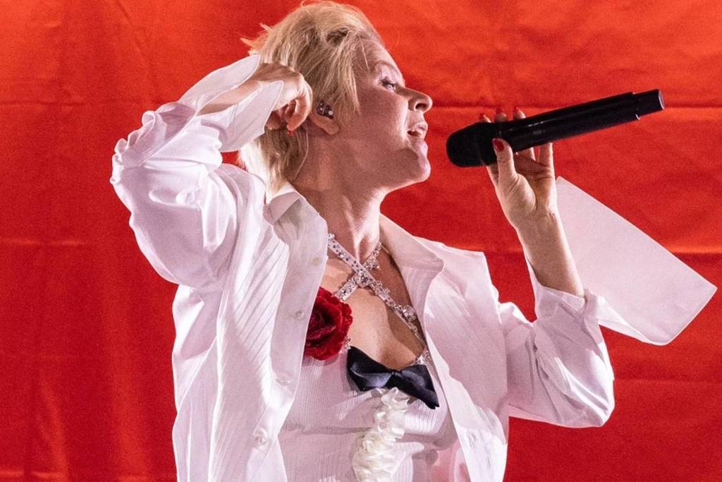 Robyn concert in Paris