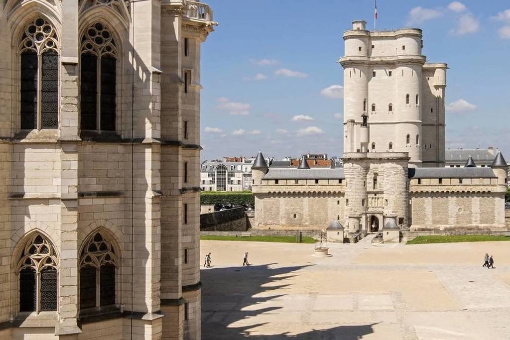 Plus haut donjon europe Paris