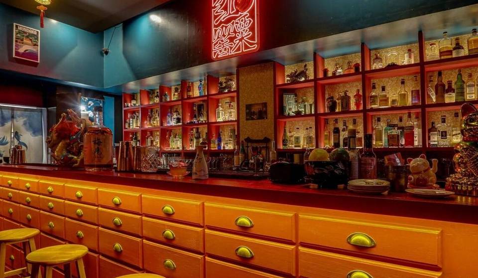 Diese von China der 1930er Jahre inspirierte Bar bietet Cocktails, die du sonst nirgendwo finden wirst.
