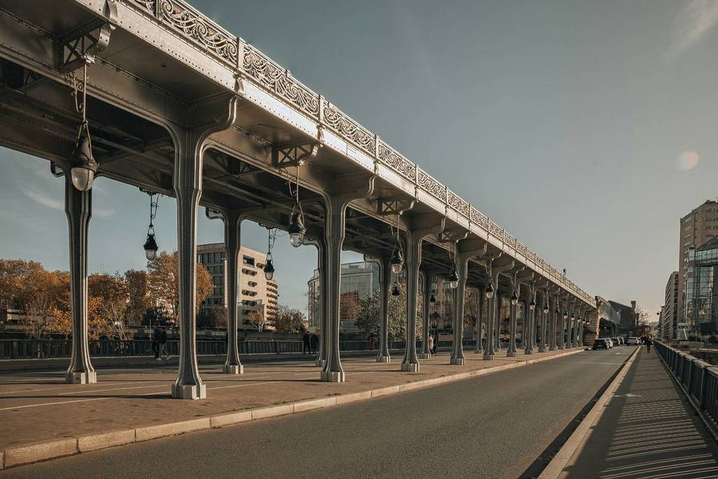 pont bir hakeim