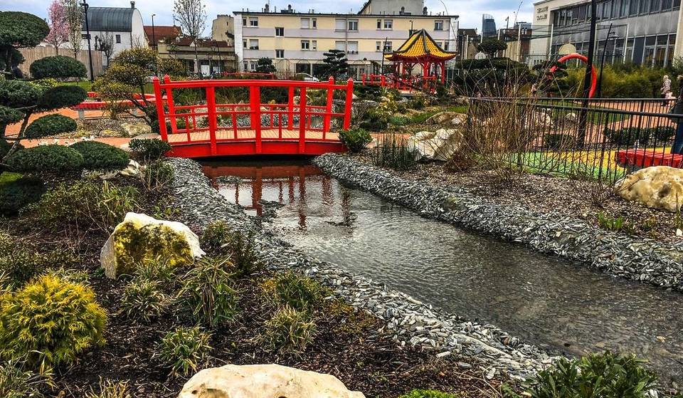 “Sembra di essere in Giappone”: questo giardino segreto di 3.800 m² con pagode e ponte rosso è nascosto nel cuore dell’Hauts-de-Seine.