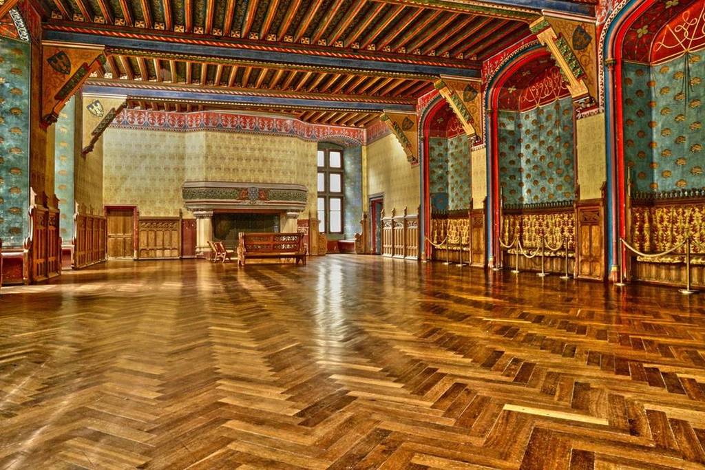 mittelalterliches Schloss