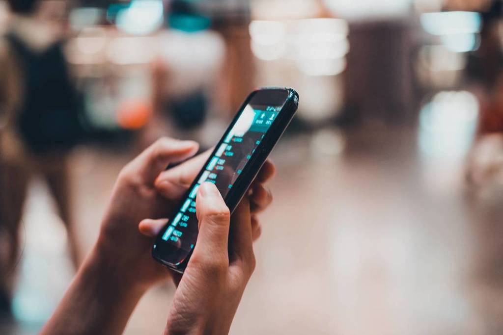 Dès ce soir et pendant 4 jours, tous les virements seront bloqués dans les banques françaises : impossible d’envoyer ou de recevoir de l’argent pour des millions de comptes