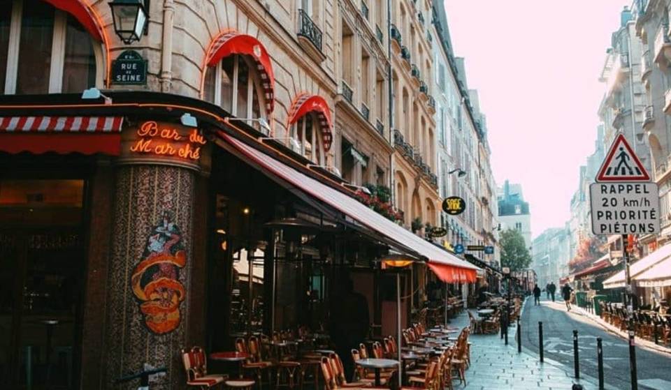 Em Paris, este histórico restaurante de caldos, inaugurado em 1896, conta-se entre os restaurantes mais lendários do mundo graças ao seu famoso confit de pato