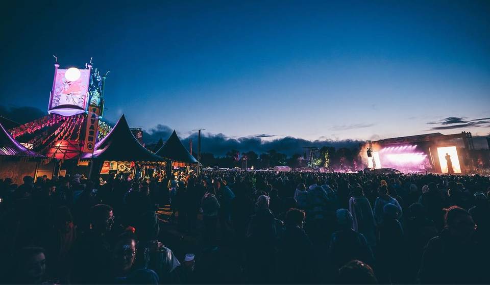 Nos meilleurs festivals où vibrer cet été, entre line-ups inédits et découvertes street food