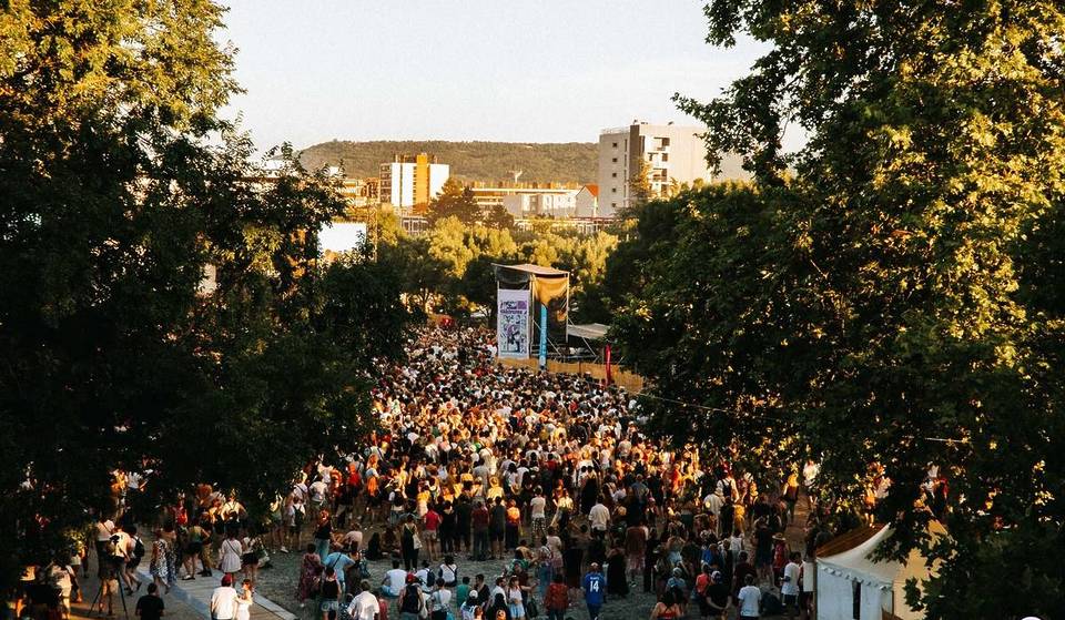 Bigflo &amp; Oli, Charlotte Cardin, Disiz, L2B, Pomme, Théodora… This festival, just 3 hours from Paris, is becoming the nerve center of the European music scene—the 1-Day Pass starts at 54 euros