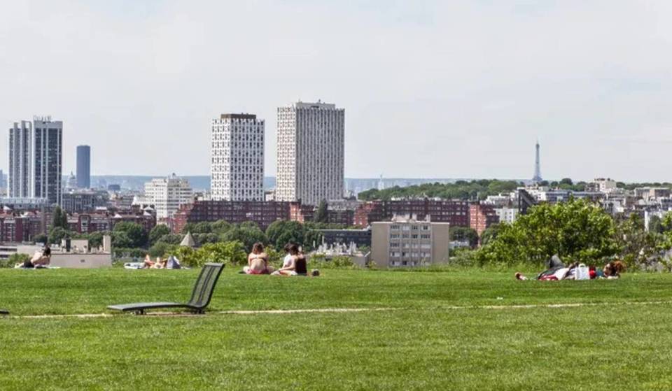 Mucho menos concurrido que el parque Monceau, este parque natural escondido a 30 minutos de París ofrece 26 hectáreas de vegetación y unas vistas espectaculares de toda la capital