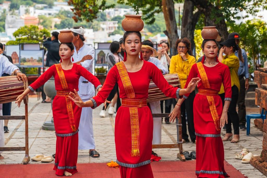 No final de junho, um enorme desfile vietnamita gratuito vai animar Paris com trajes tradicionais, danças espetaculares e demonstrações de artes marciais