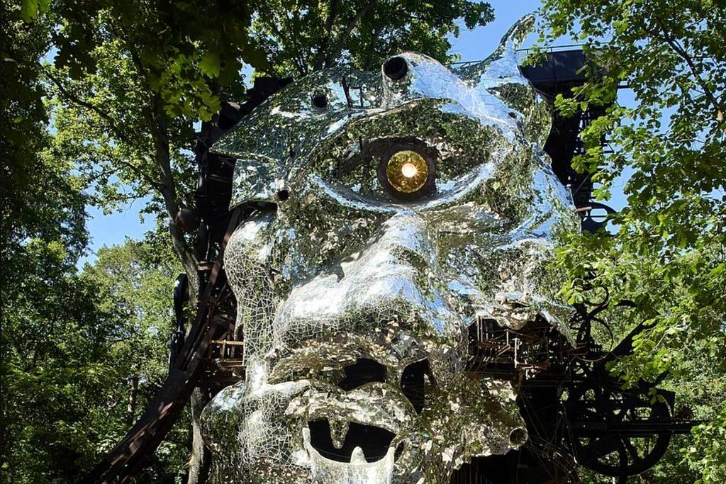 sculpture