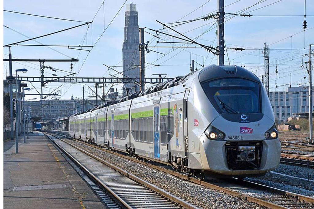 Hittegolf: vanaf vandaag worden 71 treinen op drie grote SNCF-lijnen geschrapt; duizenden reizigers zullen hun plannen moeten aanpassen