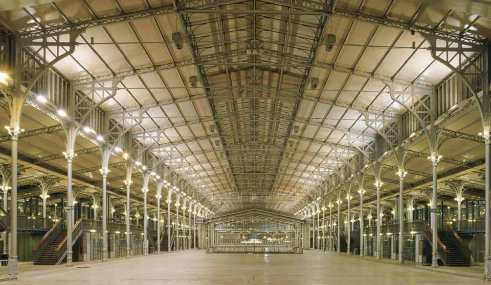 Deze voormalige slachthuis, ook wel ‘La Cité du Sang’ genoemd, en zijn 22.000 m² grote ijzeren kathedraal, ontworpen door Eiffel, zullen binnenkort een rapfestival met een top line-up verwelkomen