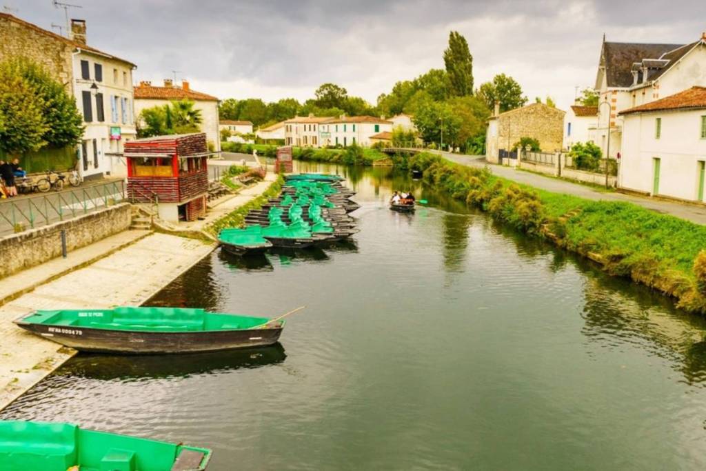 village coulon