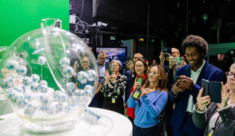 Pela primeira vez, a FDJ abre ao público os estúdios secretos do Loto, perto de Paris