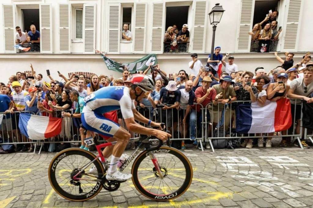 vélo montmartre