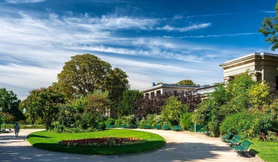 À deux pas des Champs-Élysées, ces magnifiques jardins de 13 hectares sont gratuits toute l’année et ouverts 24 h/24… Pourtant, presque aucun Parisien ne les connaît
