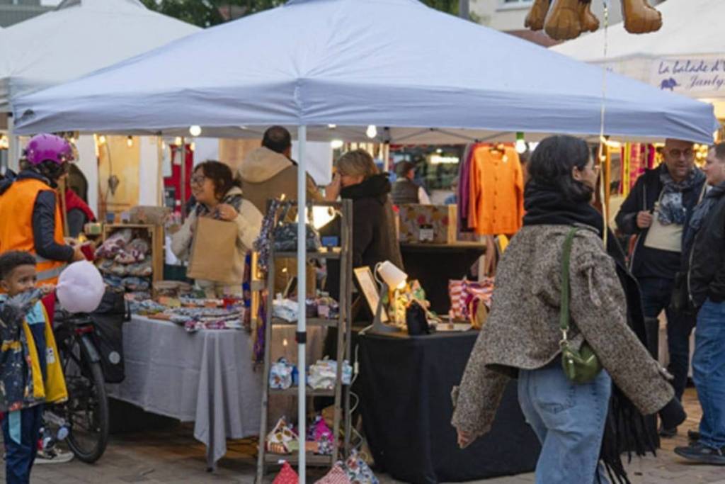 mercato notturno di Bagneux