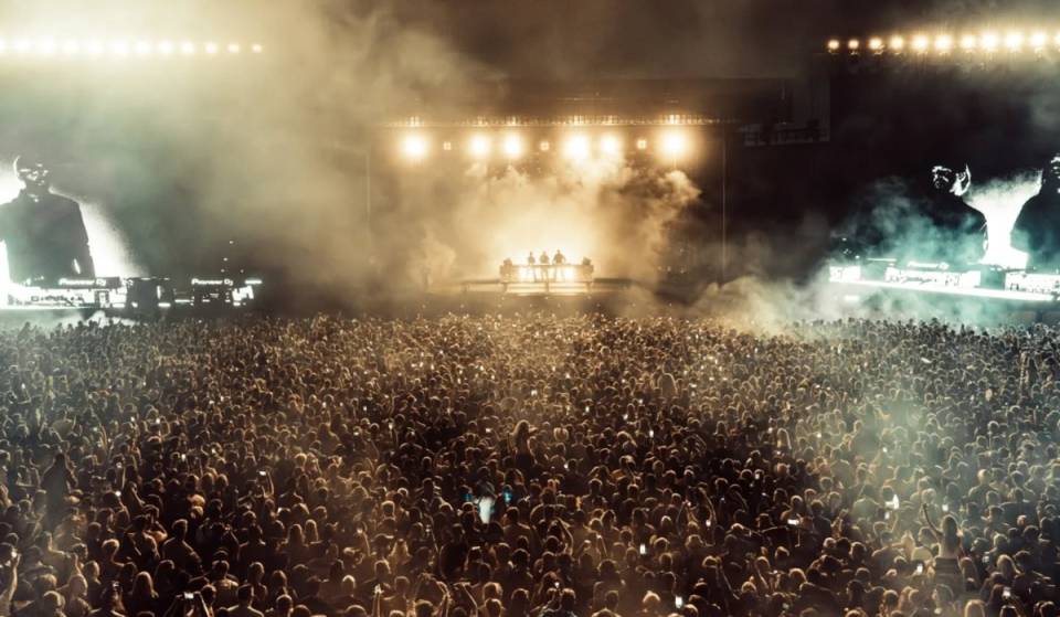 Swedish House Mafia zurück in Paris? Eine mysteriöse Projektion am Trocadéro versetzt die Fans in Aufregung