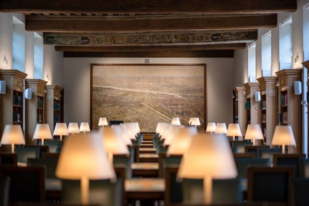 Bills, metro tickets… For over 100 years, this Parisian library has been preserving the little scraps of paper that everyone else threw away… and its storage areas are opening their doors exceptionally this weekend