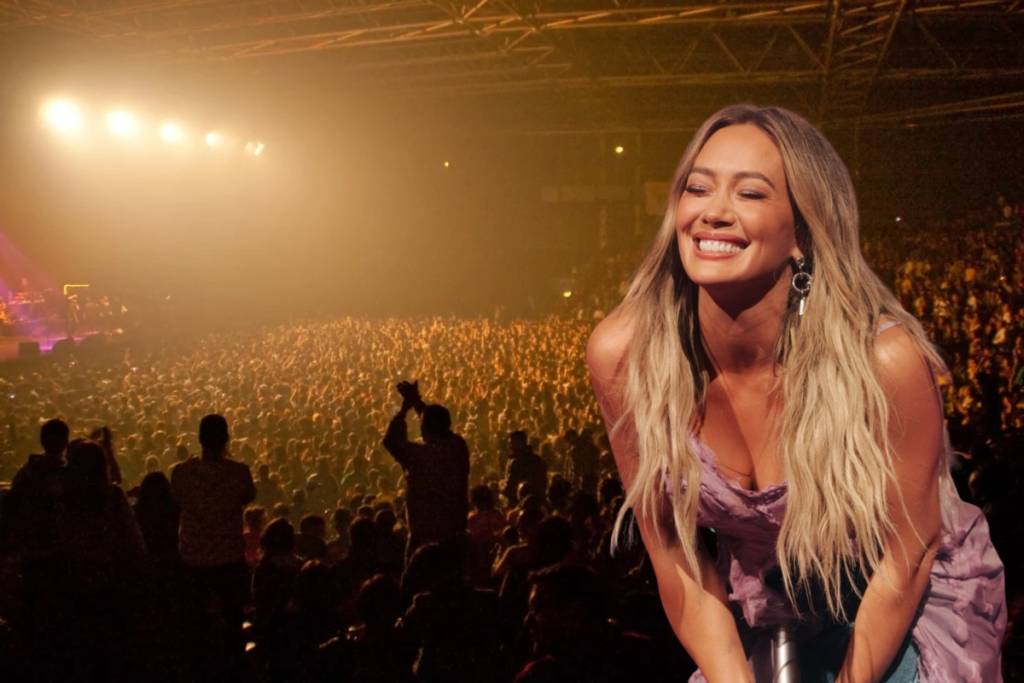 Collage of Hilary Duff with a photo of the Zénith de La Villette in Paris in the background