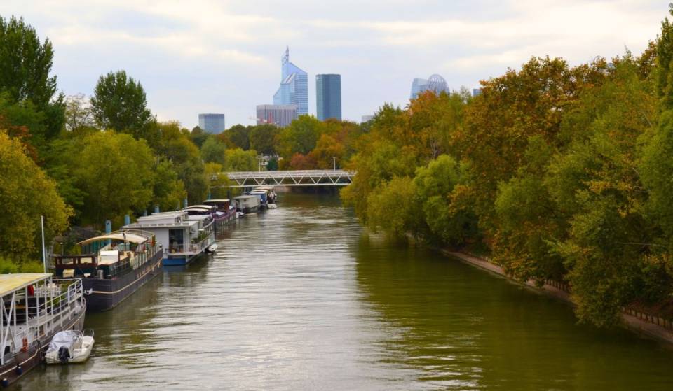 Just outside Paris, this idyllic island is decked out in fall colors and offers a 4-kilometer stroll along the banks of the Seine