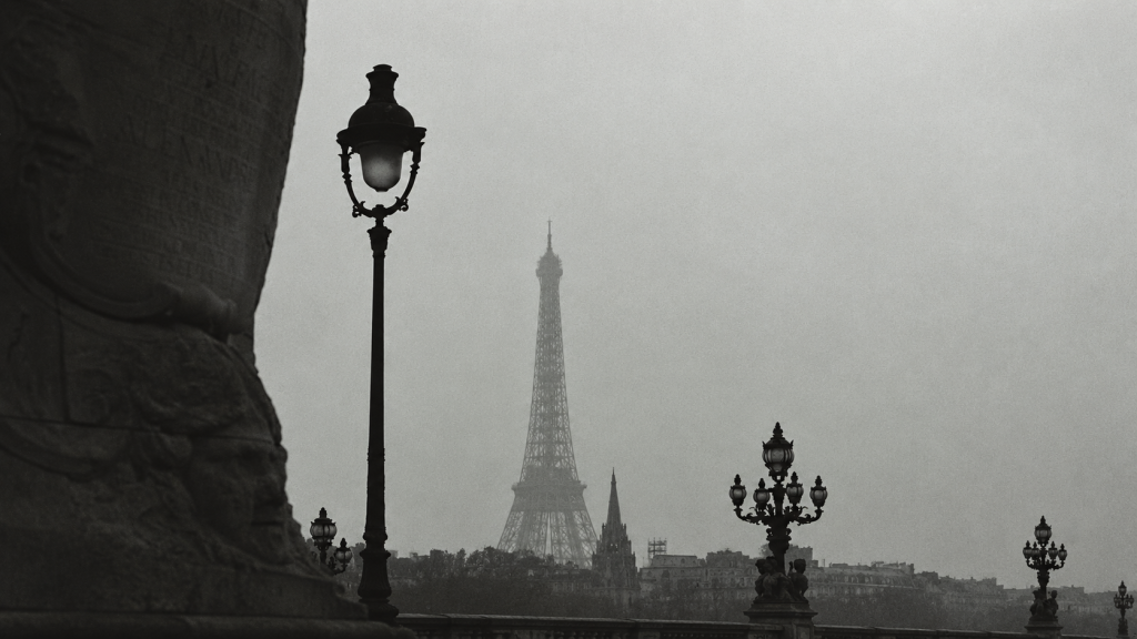 Chilling stories, the Devil’s Doors, and a vanished cemetery: for one evening, forget the City of Light and set out to discover Cursed Paris
