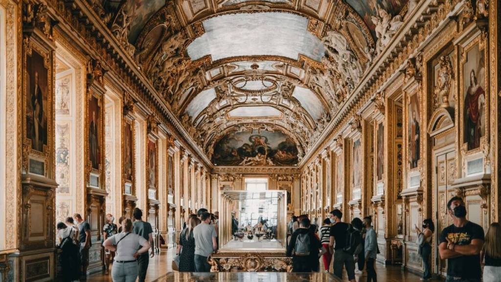louvre